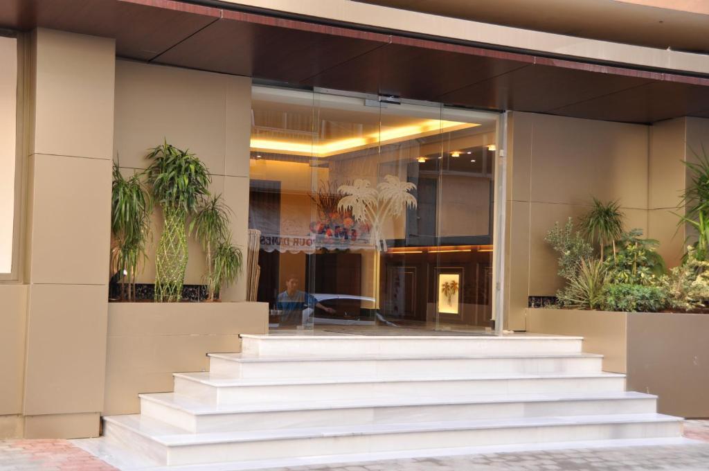 Orient Prince Hotel Beirut Exterior foto