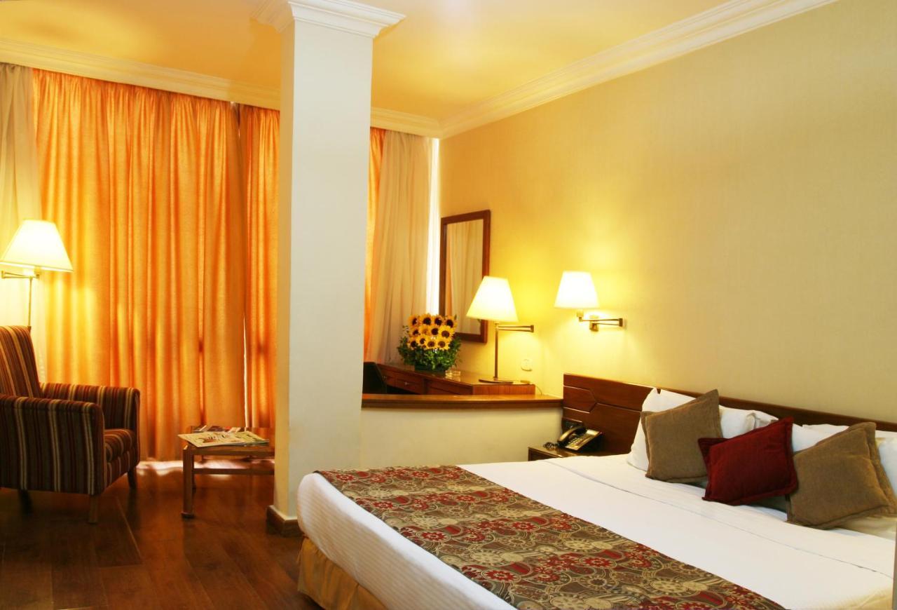 Orient Prince Hotel Beirut Exterior foto