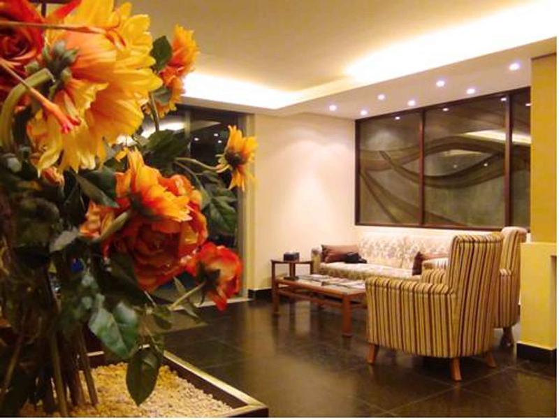 Orient Prince Hotel Beirut Exterior foto